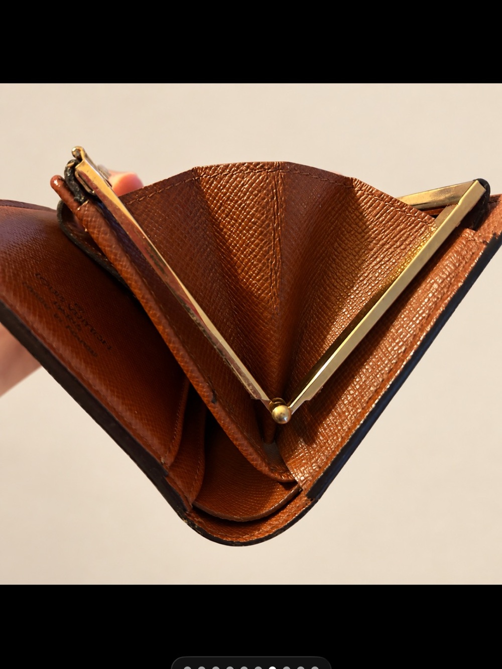 LOUIS VUITTON Portemonnaie Viennois Monogram KISSLOCK Wallet w/ COA - Picture 9 of 12